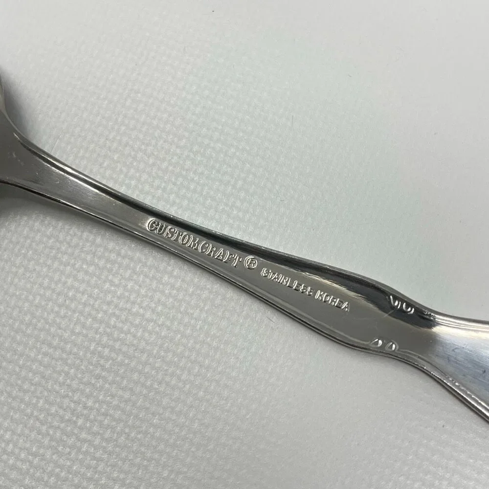 Lot of 16 Custom Craft Stainless Steel Flatware Spoon Spoons Korea Monogram P 6